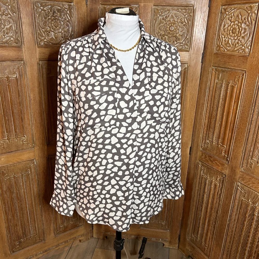 Ann Taylor Tunic Size: Medium